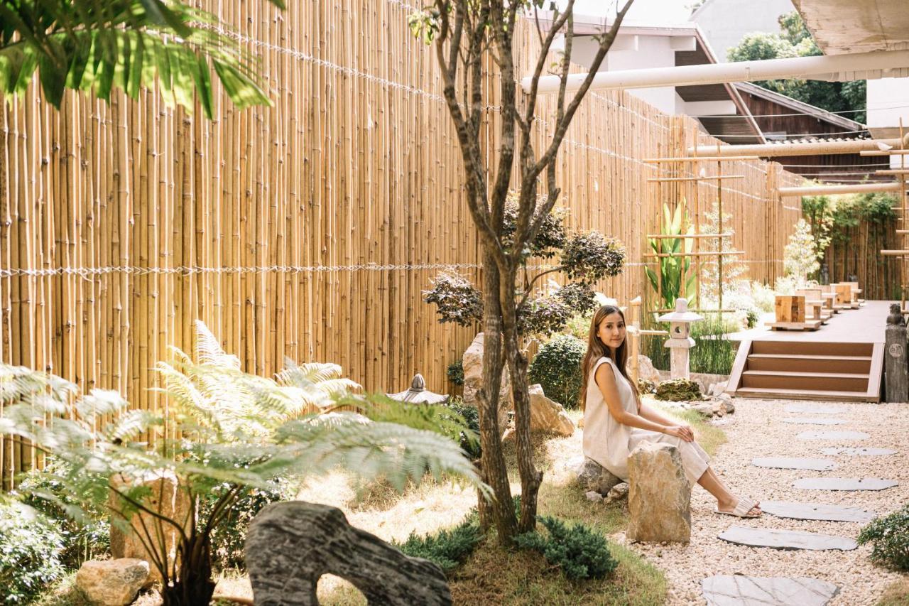 Glory Wabi Sabi Hotel 清迈古城荣耀侘寂酒店 Чиангмай Экстерьер фото