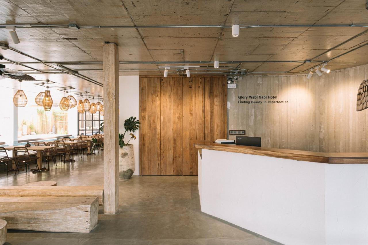 Glory Wabi Sabi Hotel 清迈古城荣耀侘寂酒店 Чиангмай Экстерьер фото